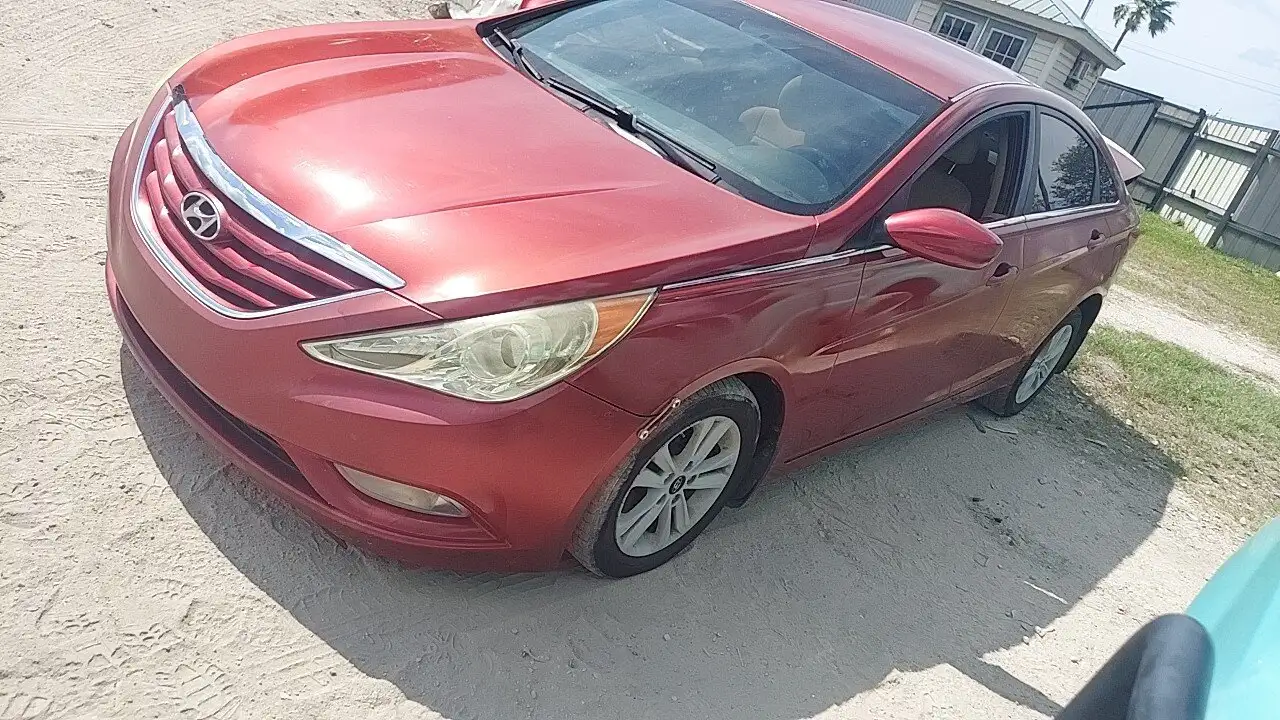 Photo of 2013 Hyundai Sonata