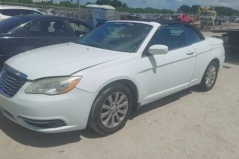 Photo of 2012 Chrysler 200