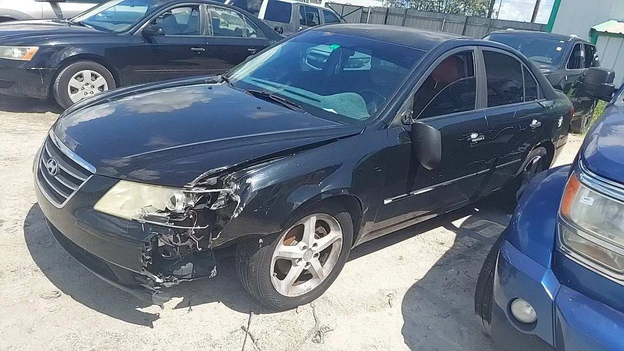 Photo of 2010 Hyundai Sonata