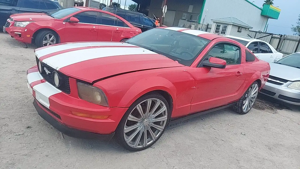 Photo of 2007 Ford Mustang