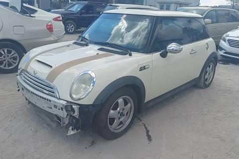 Photo of 2004 Mini Cooper