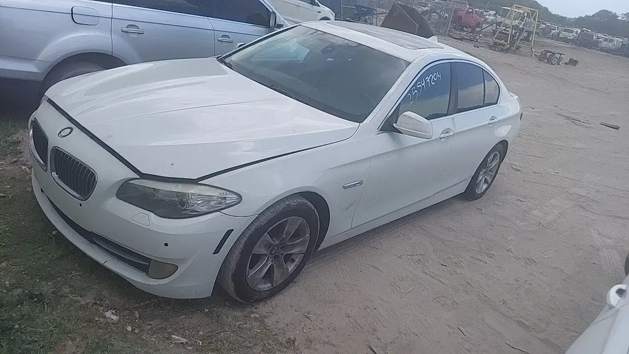 Photo of 2011 Bmw 528I