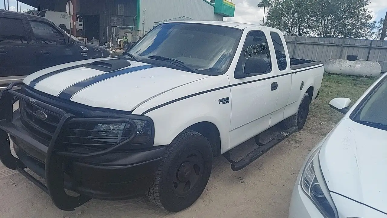 Photo of 2002 Ford F-150