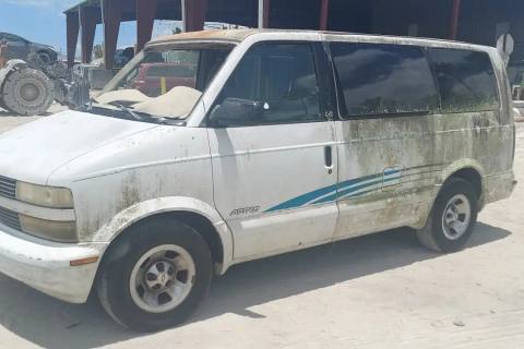 Photo of 1998 Chevrolet Astro