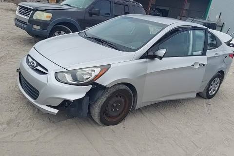 Photo of 2013 Hyundai Accent