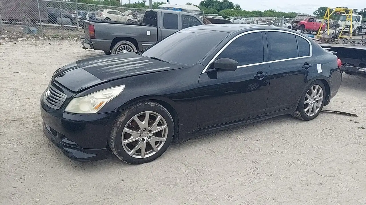 Photo of 2009 Infiniti G37