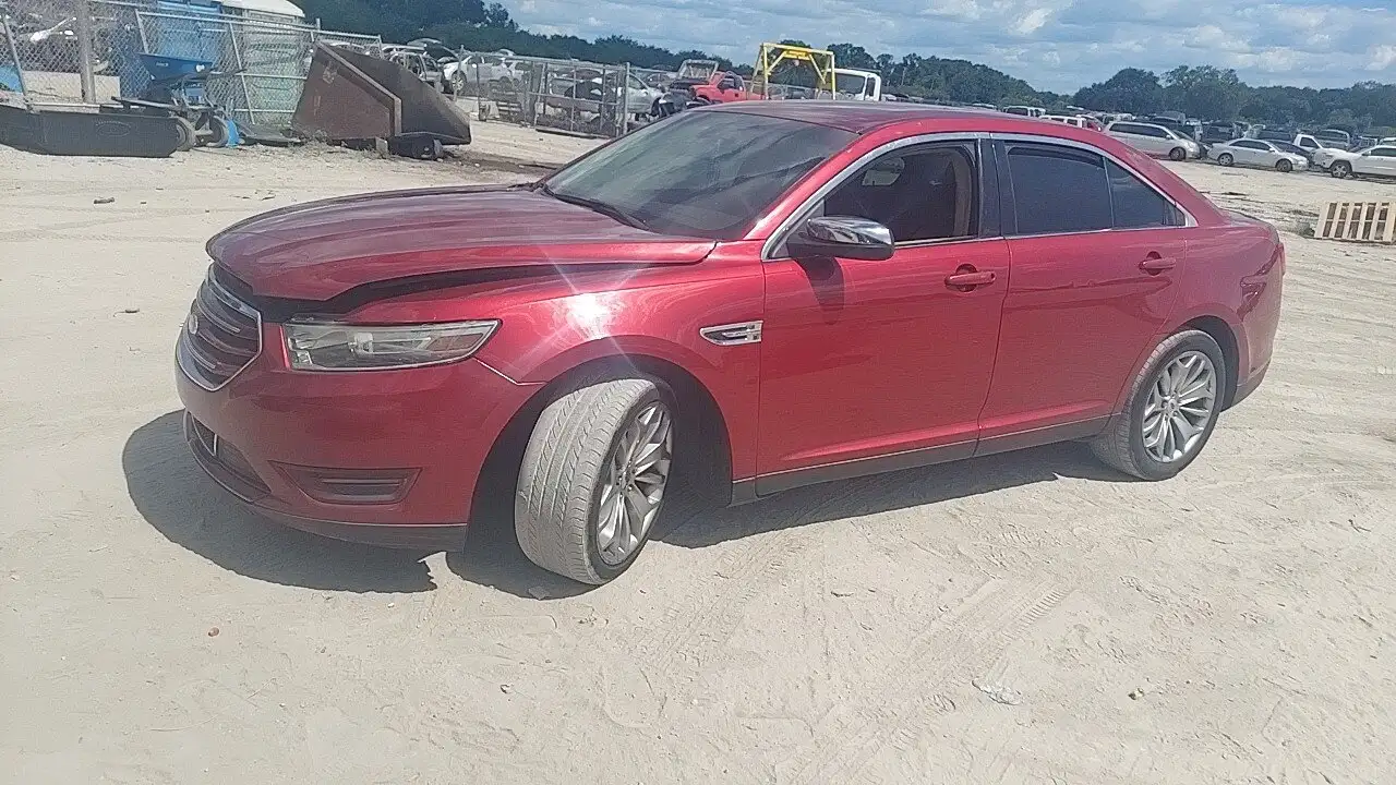 Photo of 2013 Ford Taurus