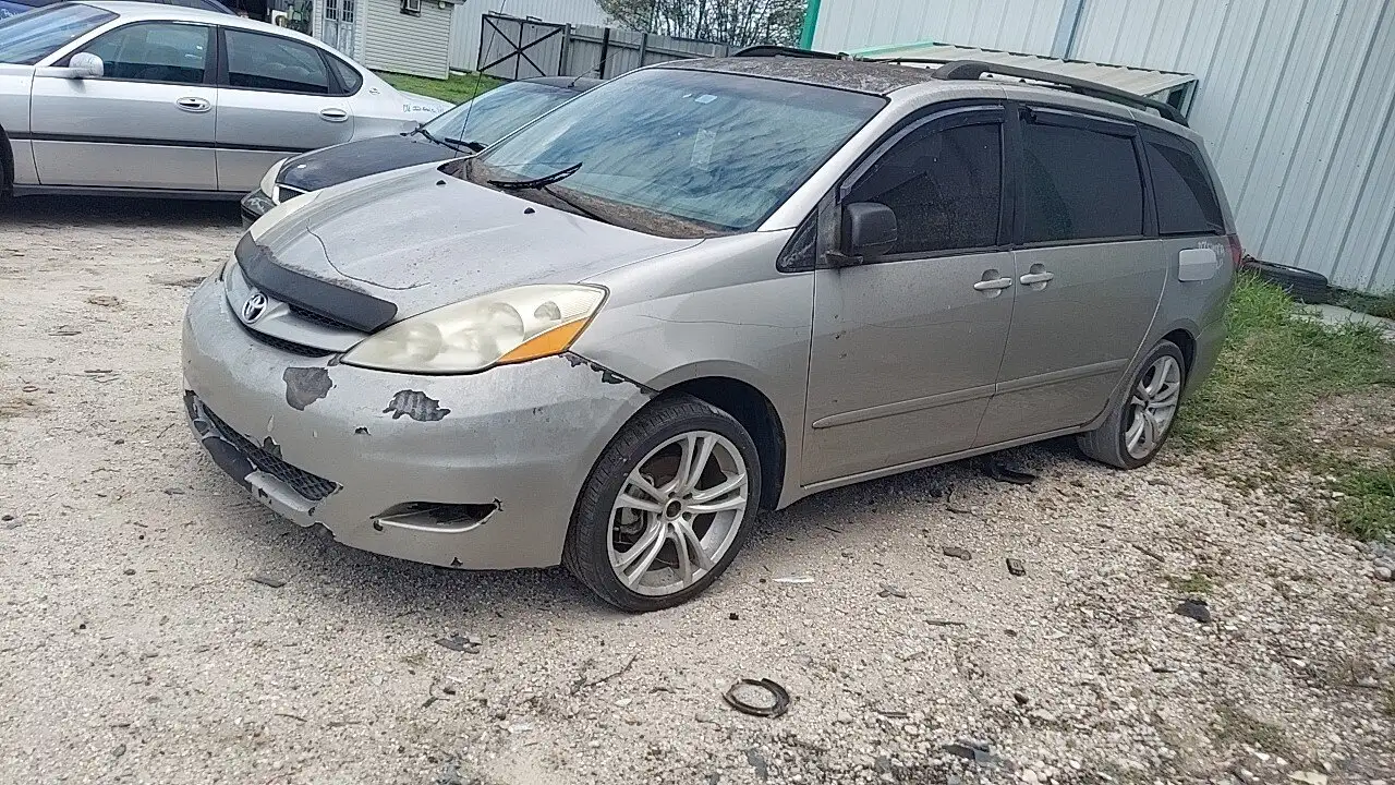 Photo of 2007 Toyota Sienna