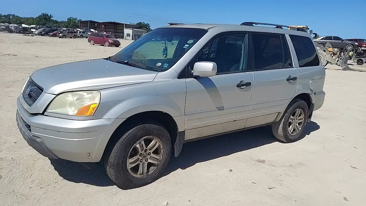 Photo of 2004 Honda Pilot