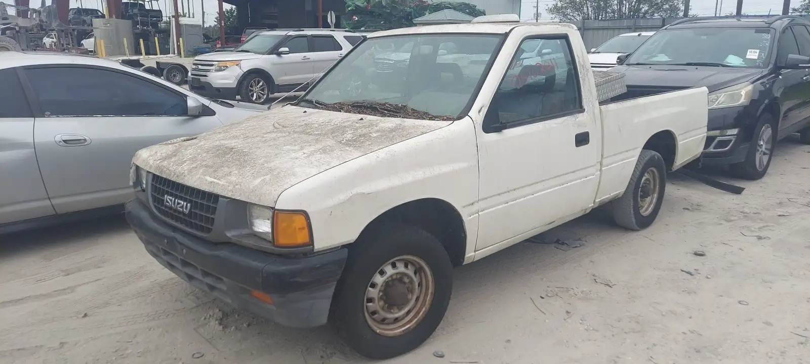 Photo of 1995 Isuzu Pickup