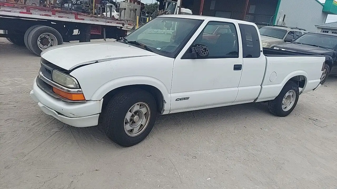 Photo of 2001 Chevrolet S10