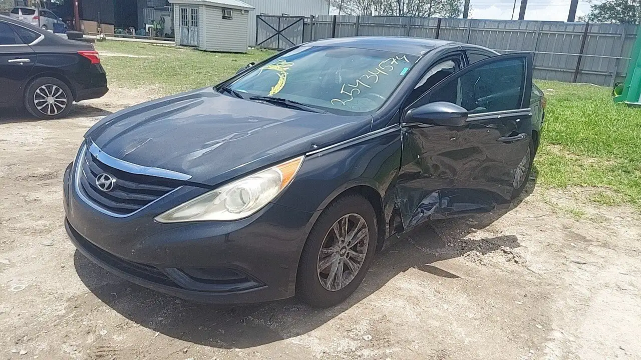 Photo of 2011 Hyundai Sonata