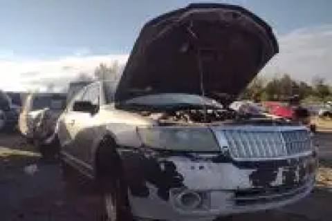 Photo of 2009 Lincoln Mkz