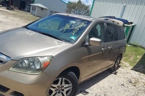 Photo of 2005 Honda Odyssey