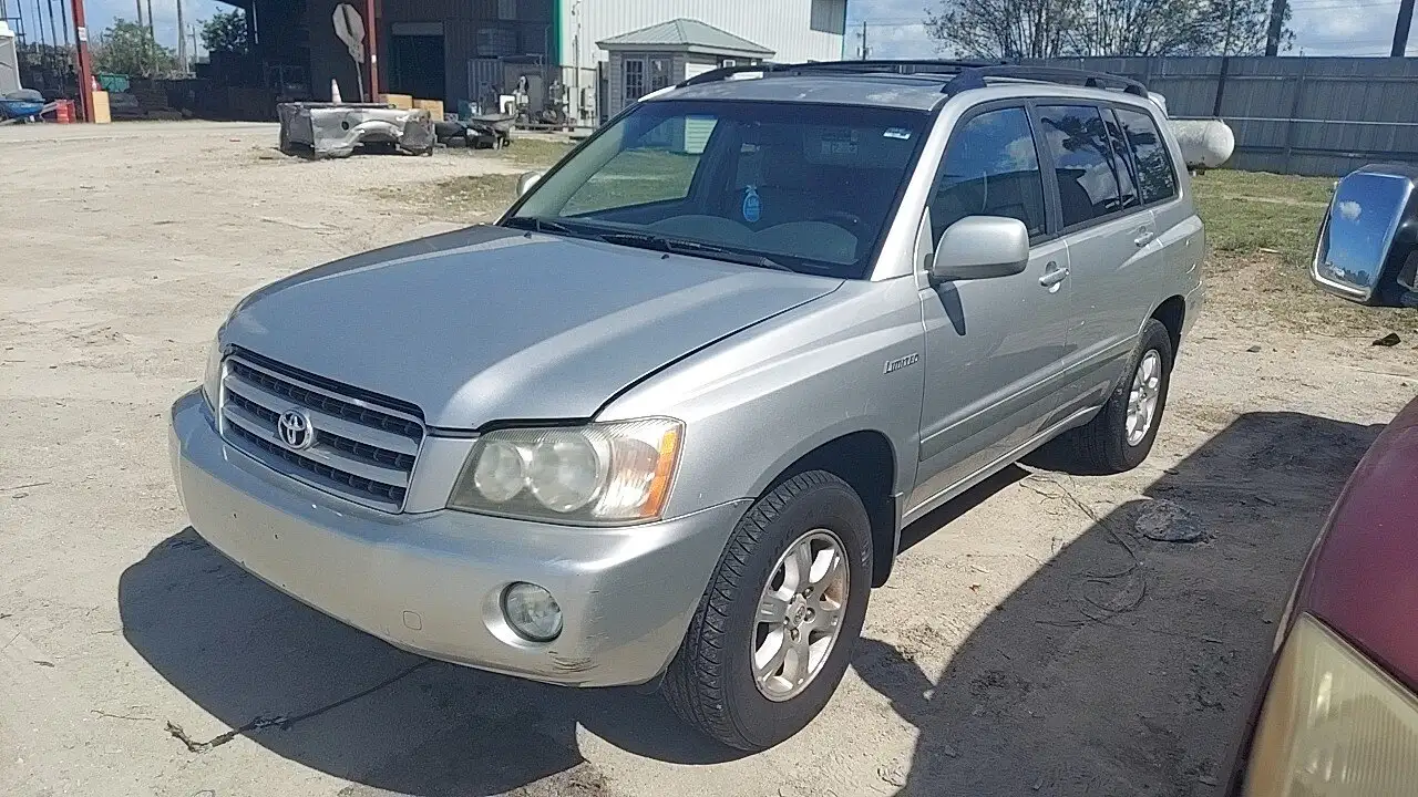 Photo of 2002 Toyota Highlander
