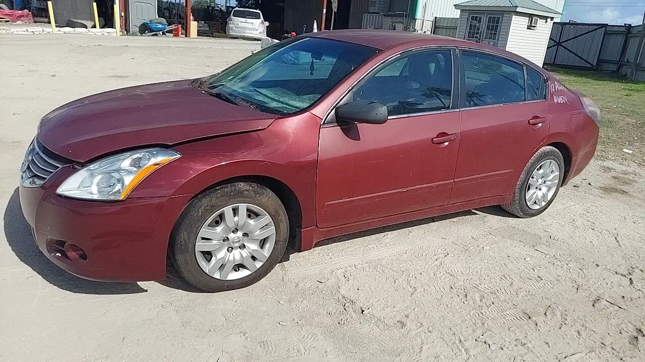 Photo of 2012 Nissan Altima