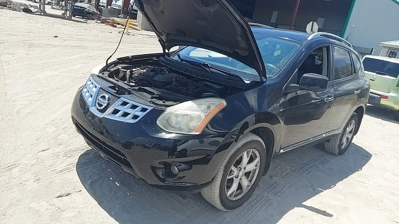 Photo of 2011 Nissan Rogue