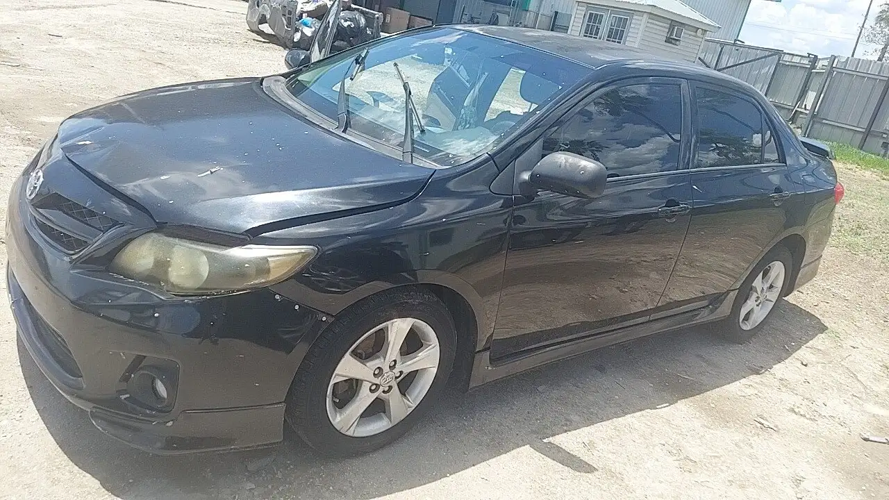 Photo of 2011 Toyota Corolla