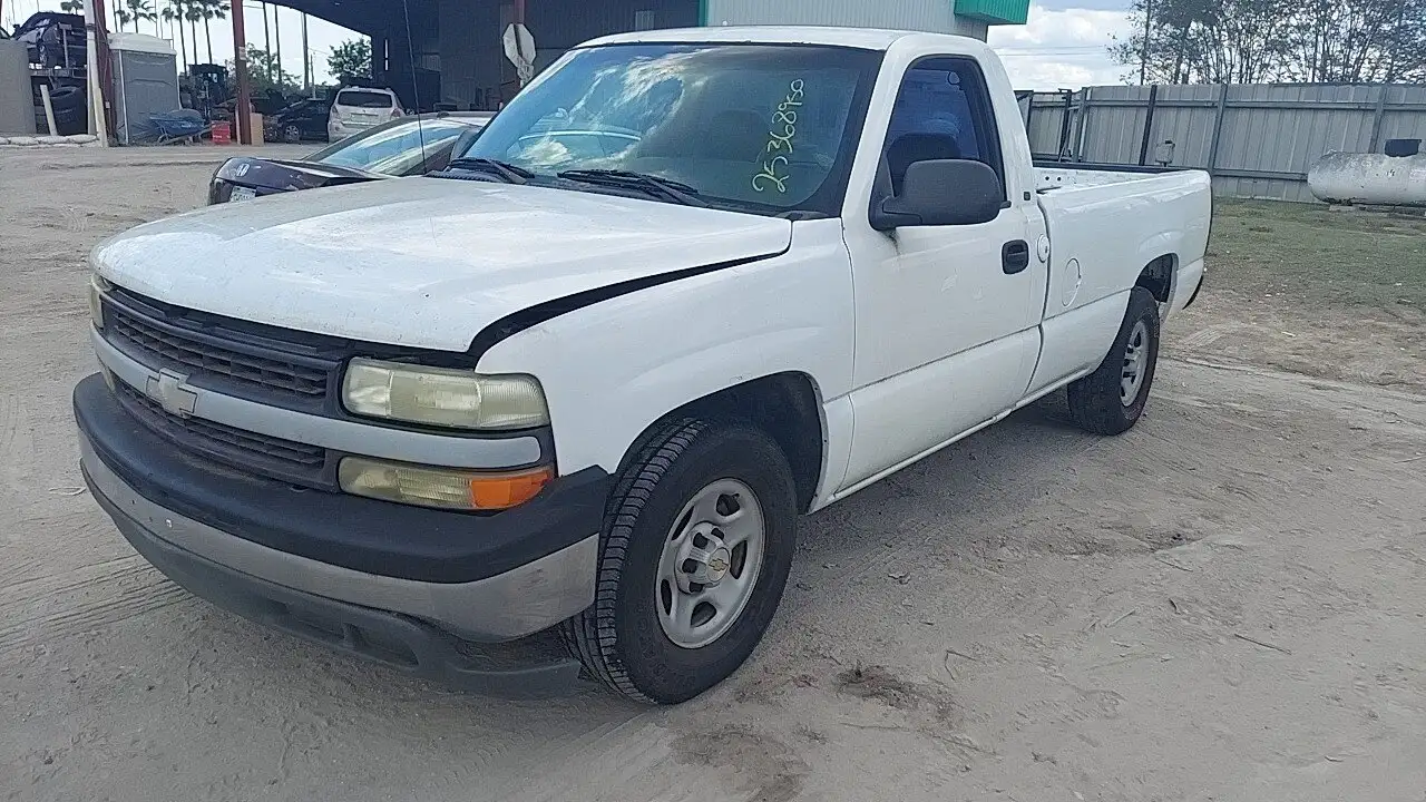 Photo of 2002 Chevrolet Silverado 1500