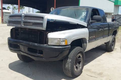 Photo of 1999 Dodge Ram 1500
