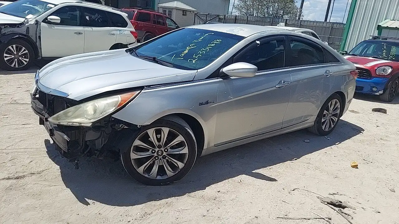 Photo of 2011 Hyundai Sonata