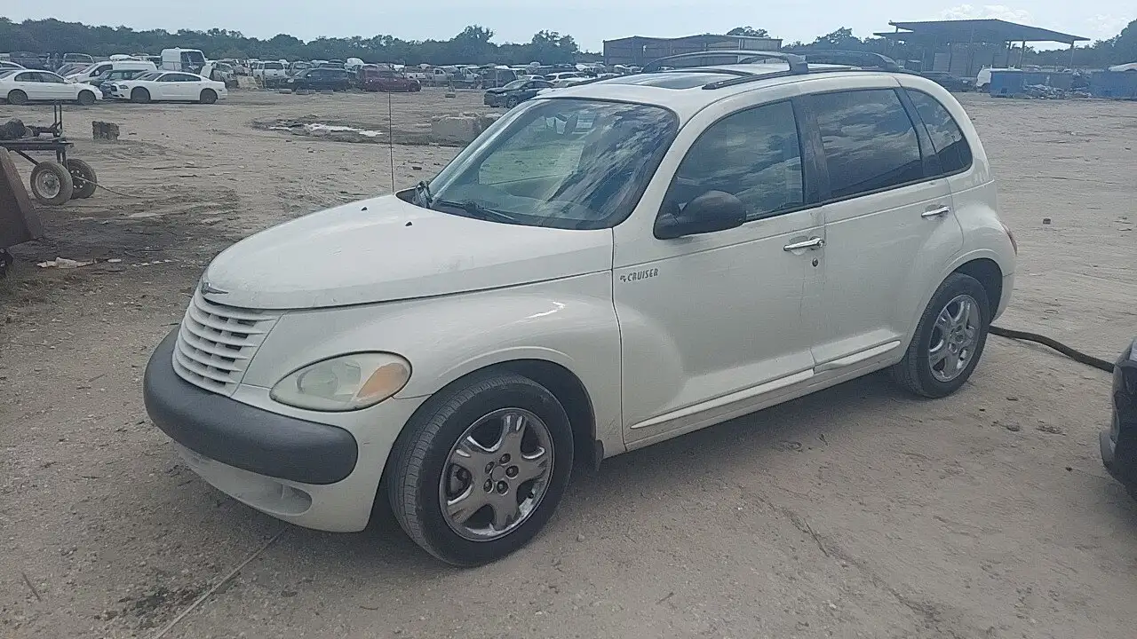 Photo of 2001 Chrysler Pt Cruiser