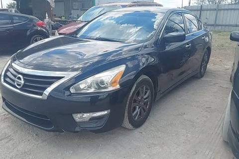 Photo of 2015 Nissan Altima