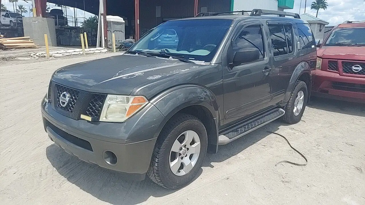 Photo of 2006 Nissan Pathfinder