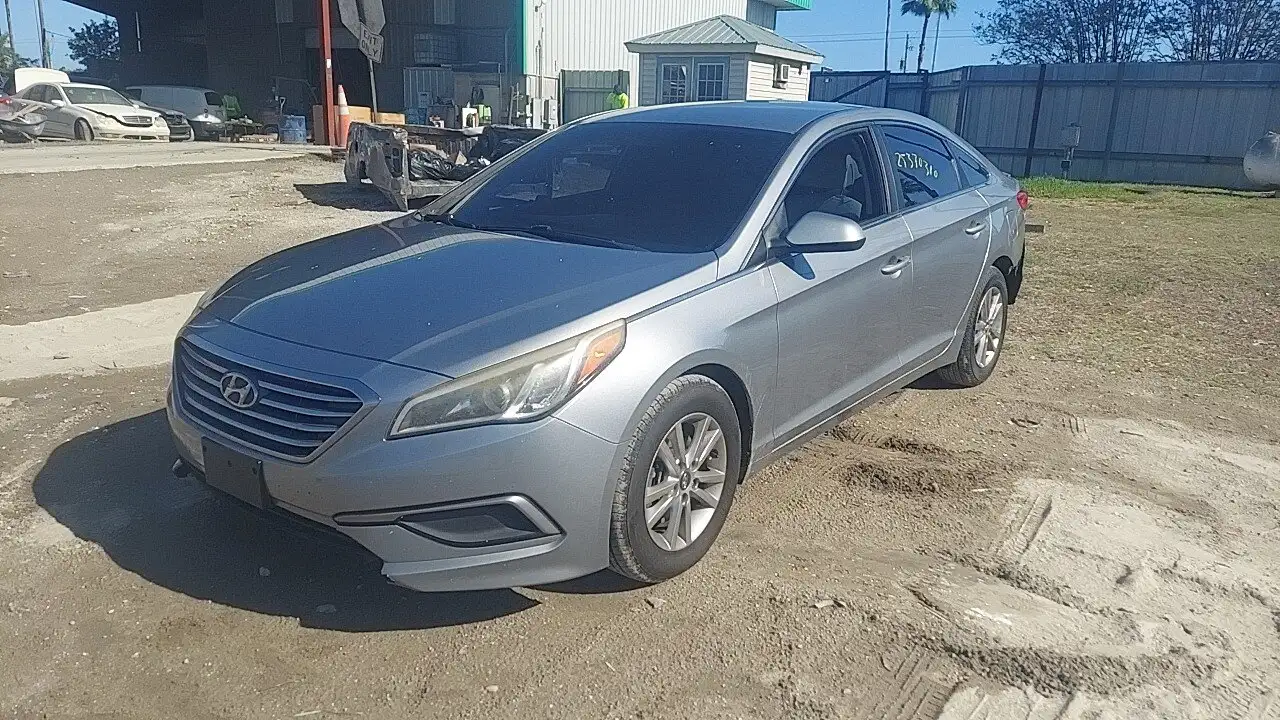 Photo of 2016 Hyundai Sonata