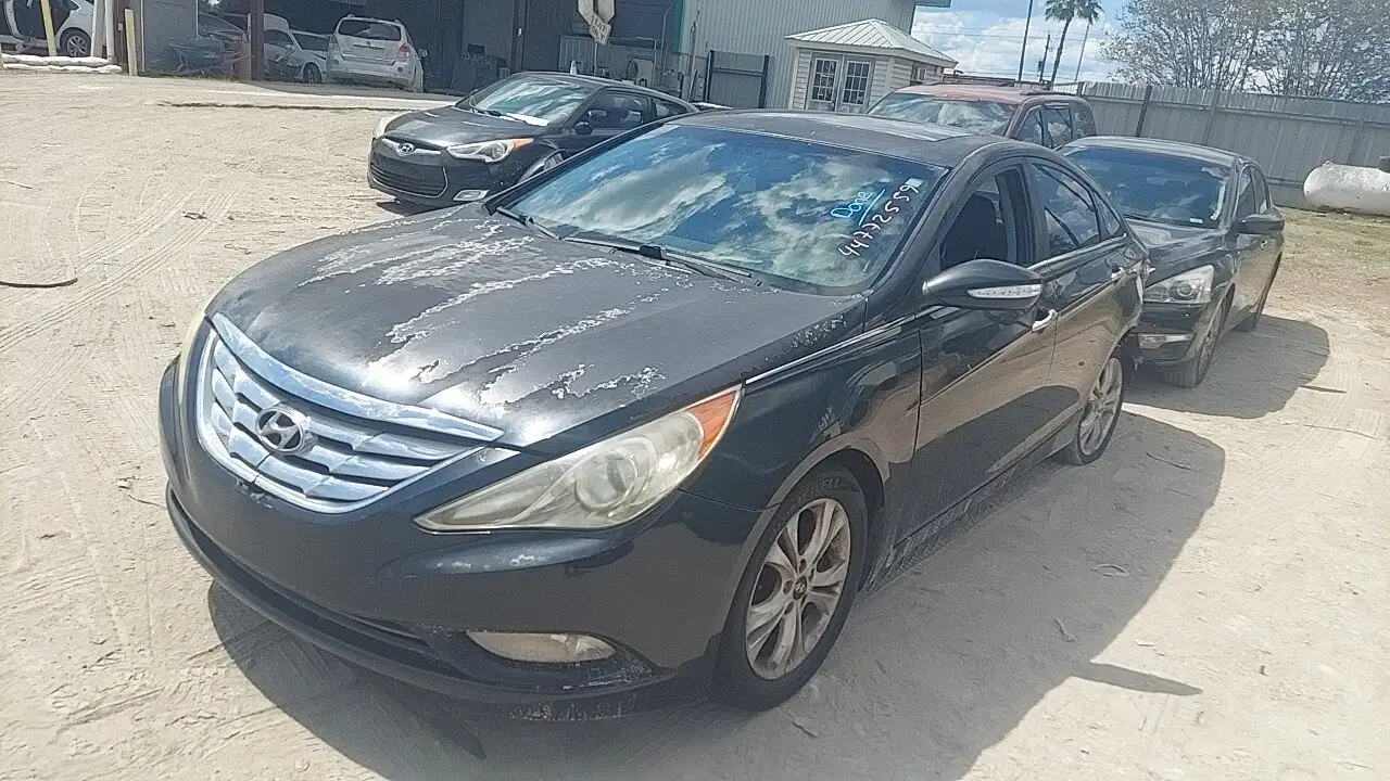 Photo of 2011 Hyundai Sonata