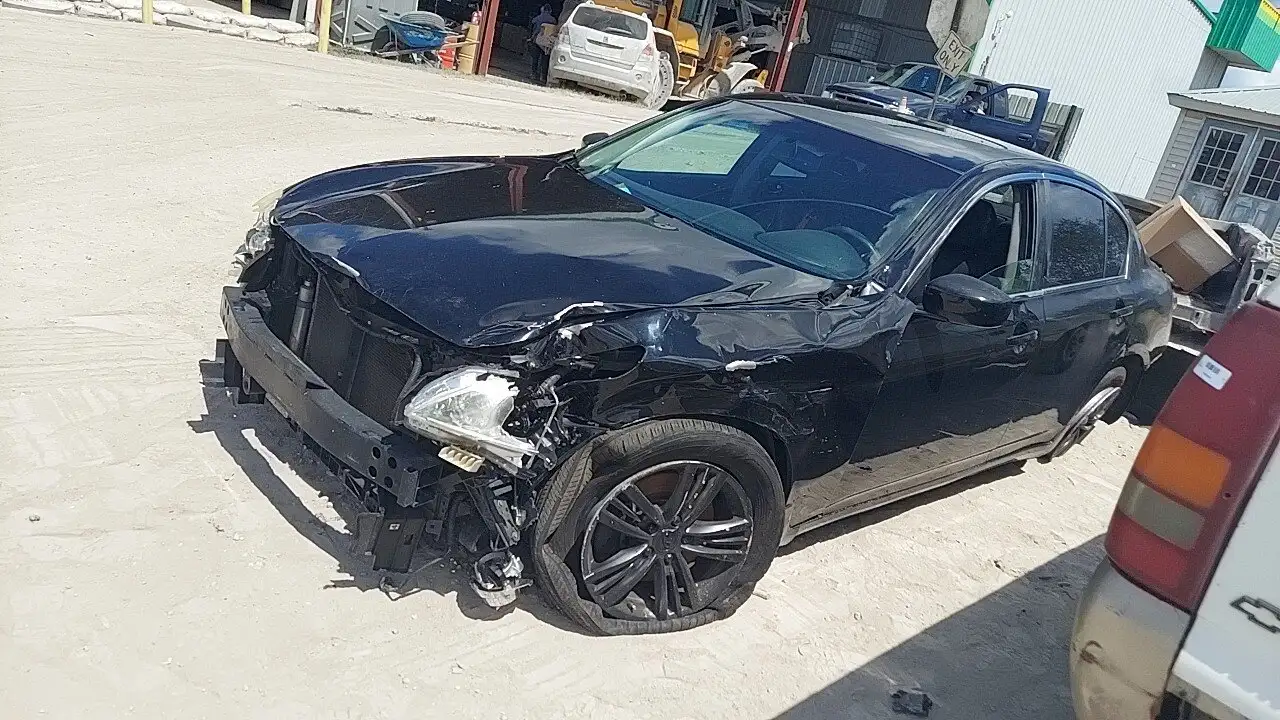Photo of 2011 Infiniti G25