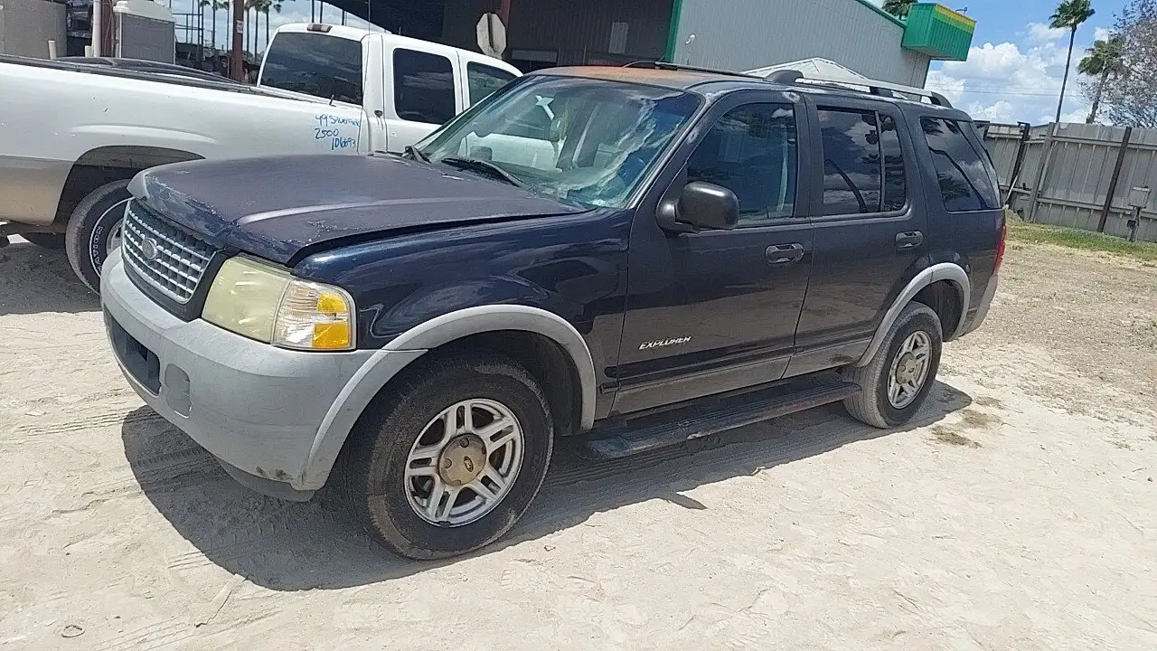 Photo of 2002 Ford Explorer