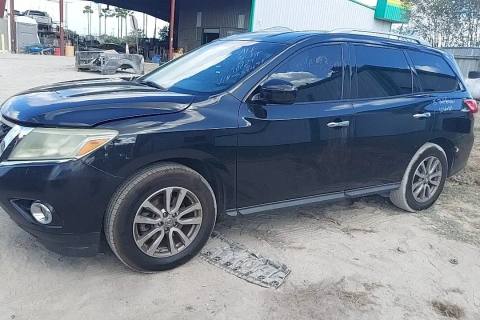 Photo of 2015 Nissan Pathfinder