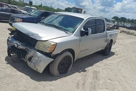 Photo of 2005 Nissan Titan