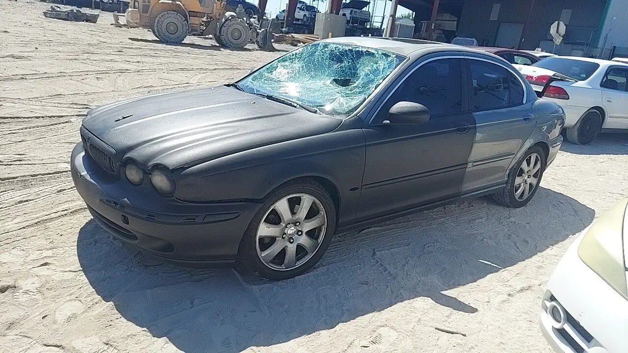 Photo of 2005 Jaguar X-Type