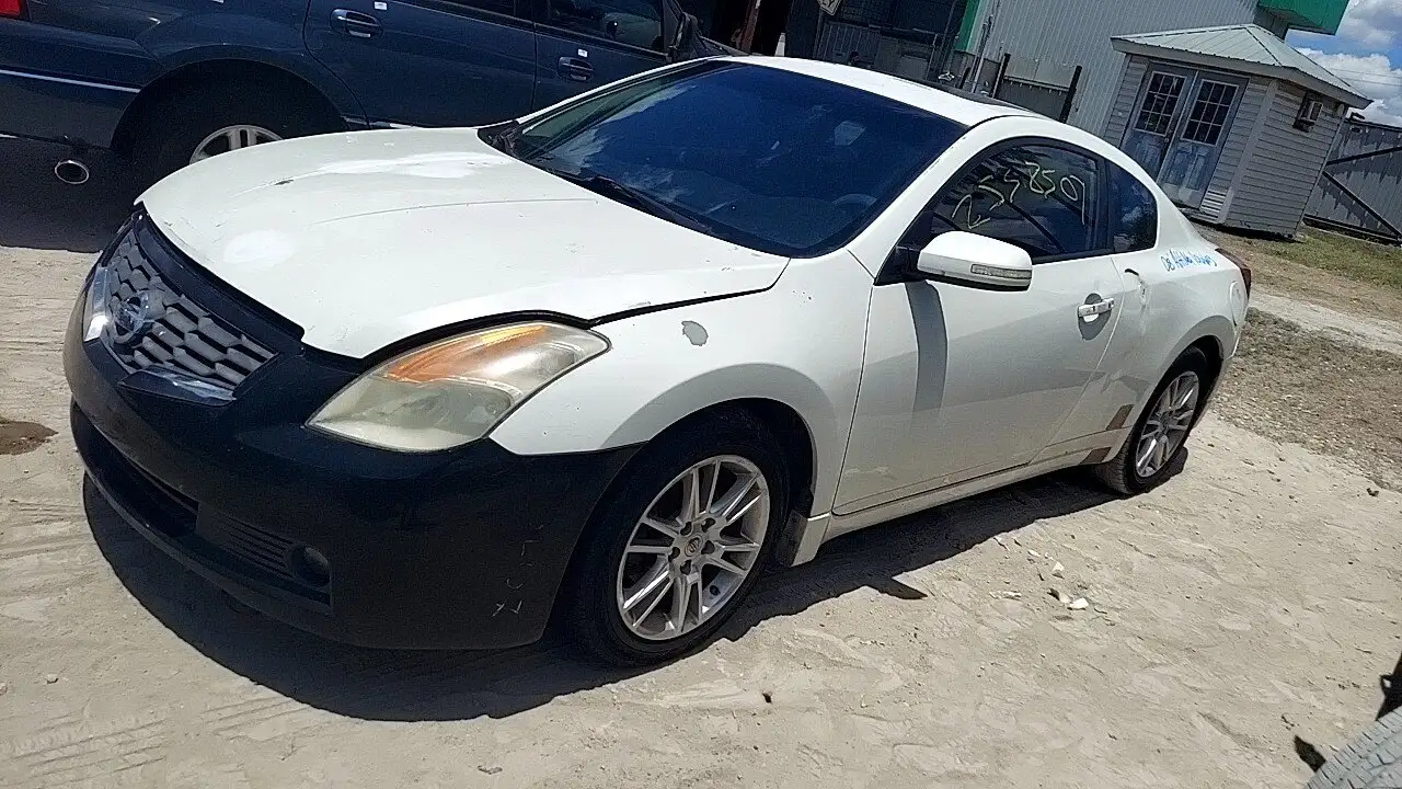 Photo of 2008 Nissan Altima