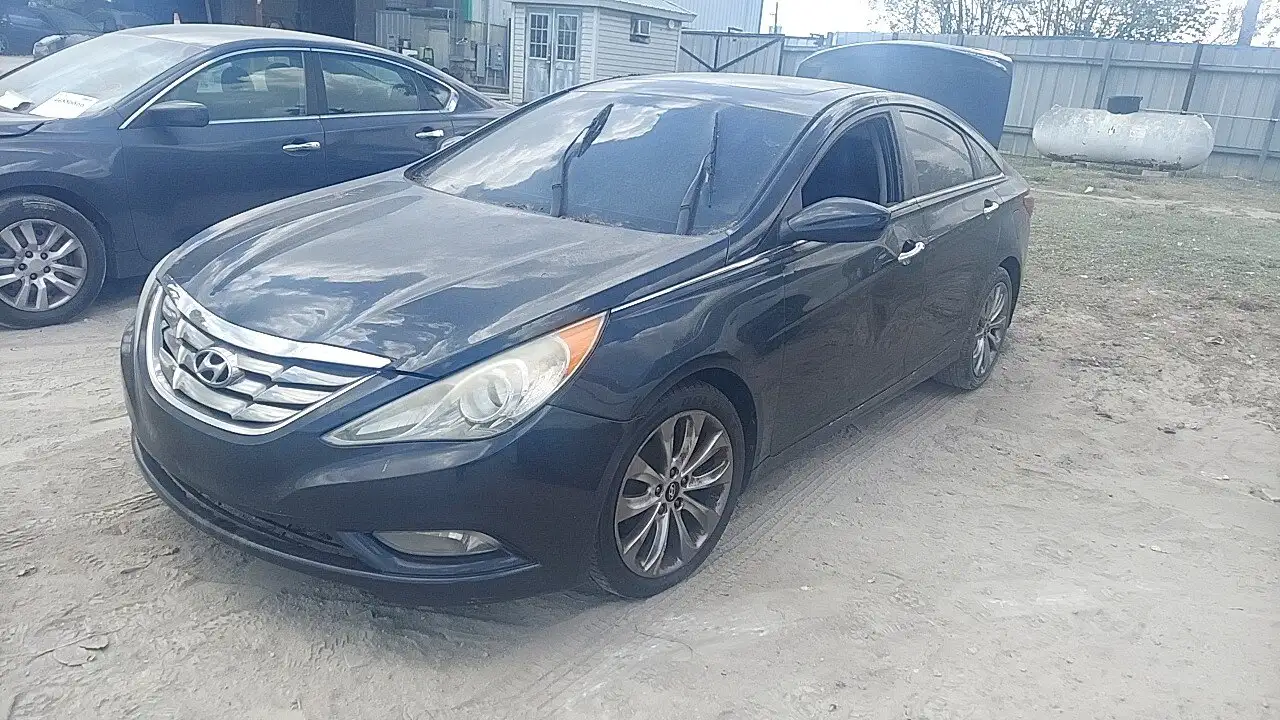 Photo of 2013 Hyundai Sonata