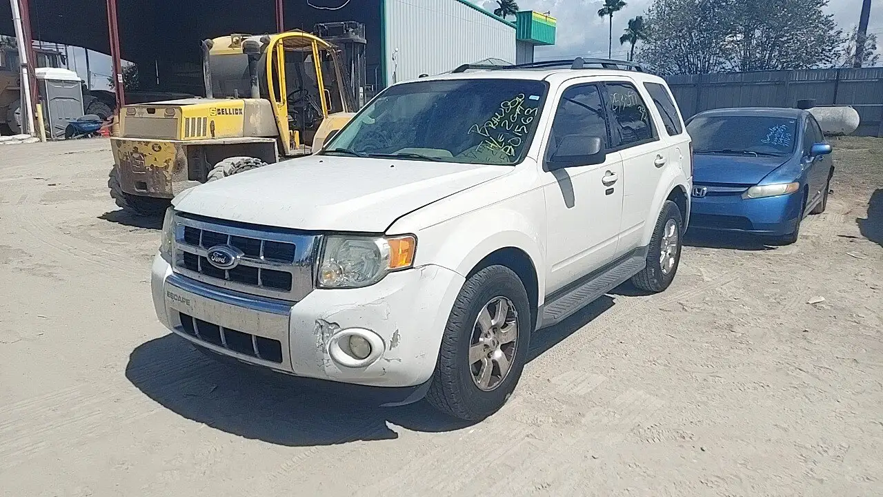 Photo of 2011 Ford Escape