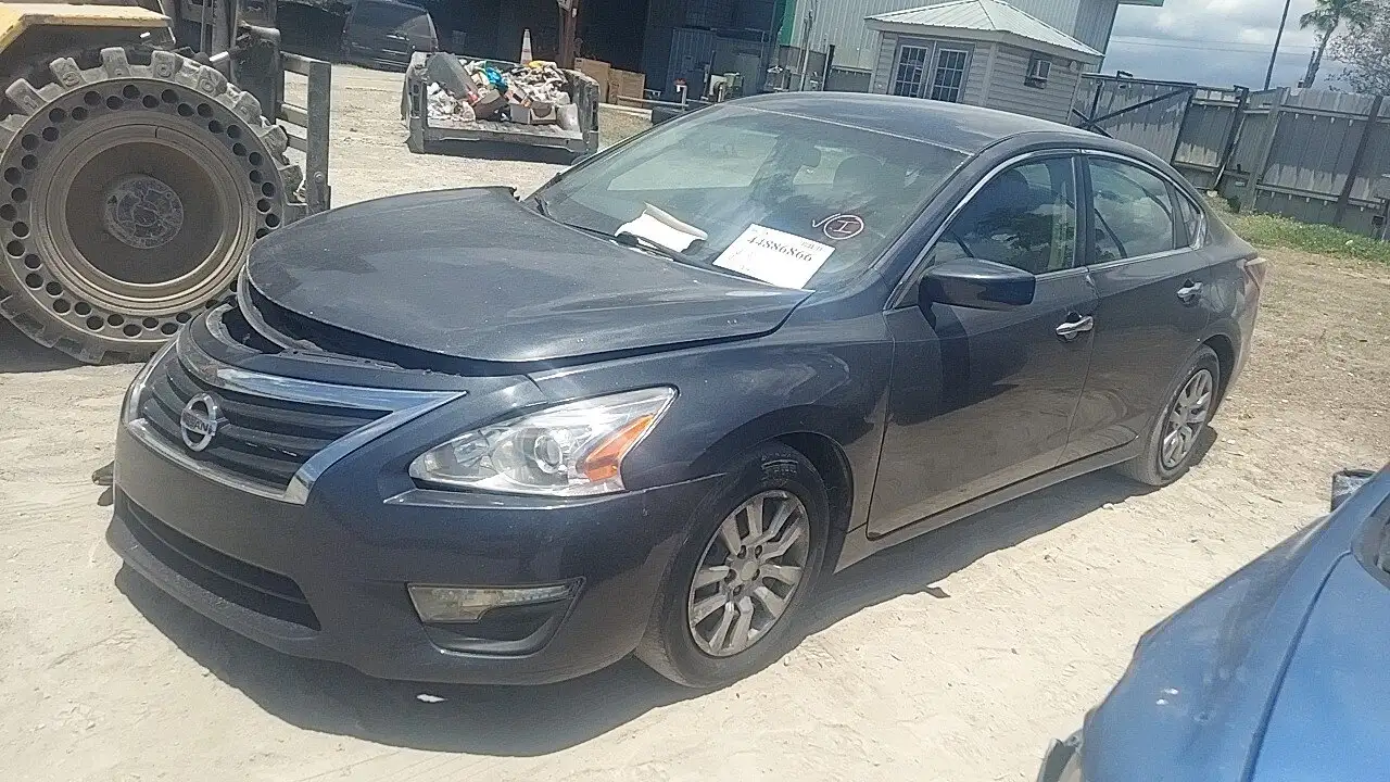 Photo of 2013 Nissan Altima