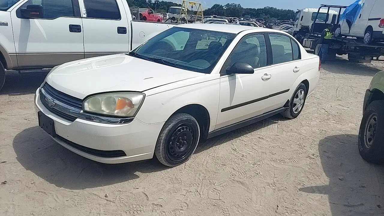 Photo of 2005 Chevrolet Malibu