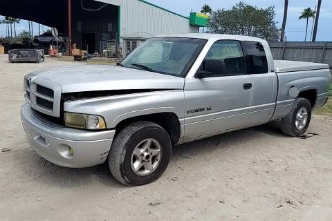 Photo of 2001 Dodge Ram 1500