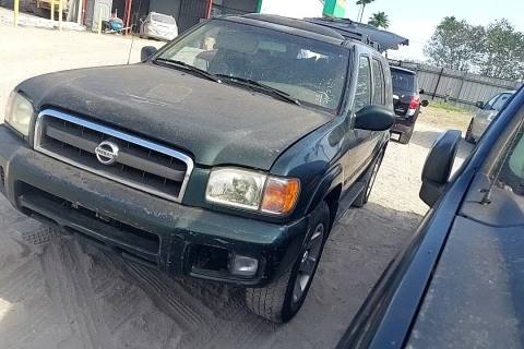 Photo of 2002 Nissan Pathfinder
