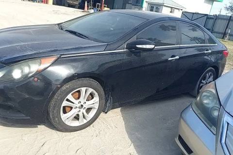 Photo of 2011 Hyundai Sonata
