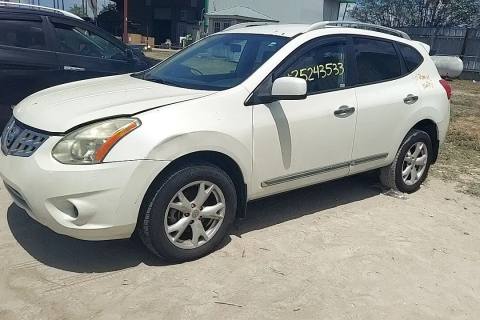 Photo of 2011 Nissan Rogue