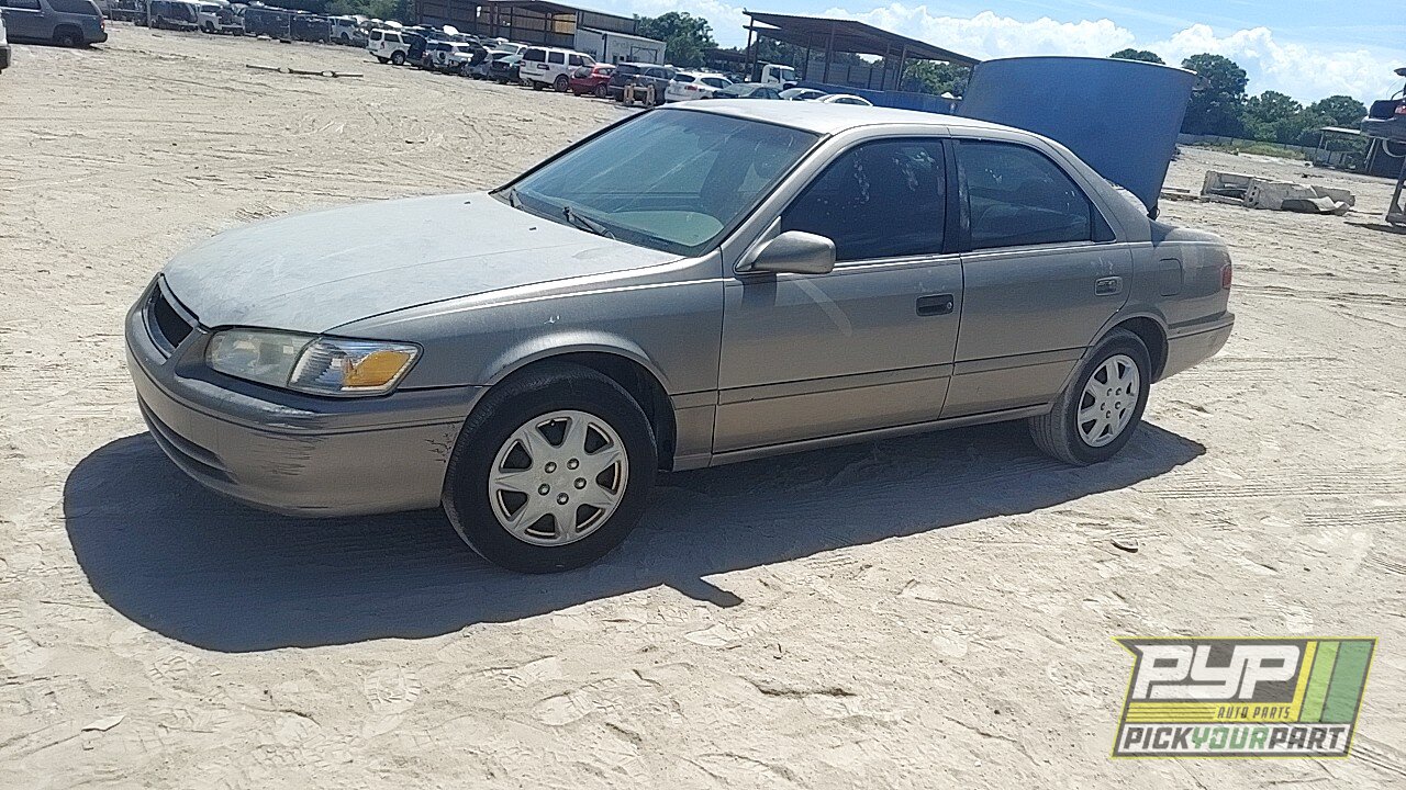 Photo of 2000 Toyota Camry