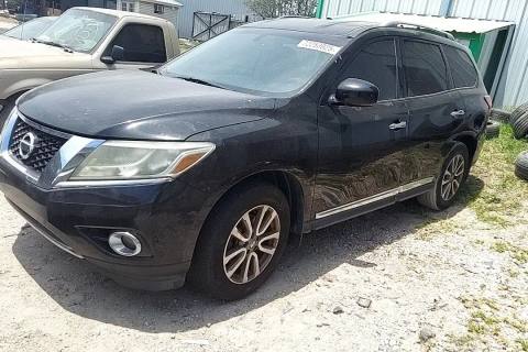 Photo of 2014 Nissan Pathfinder