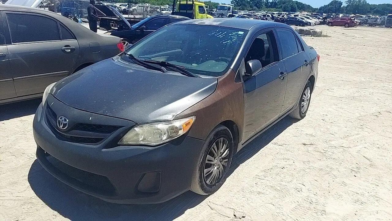 Photo of 2011 Toyota Corolla