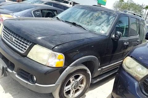 Photo of 2003 Ford Explorer