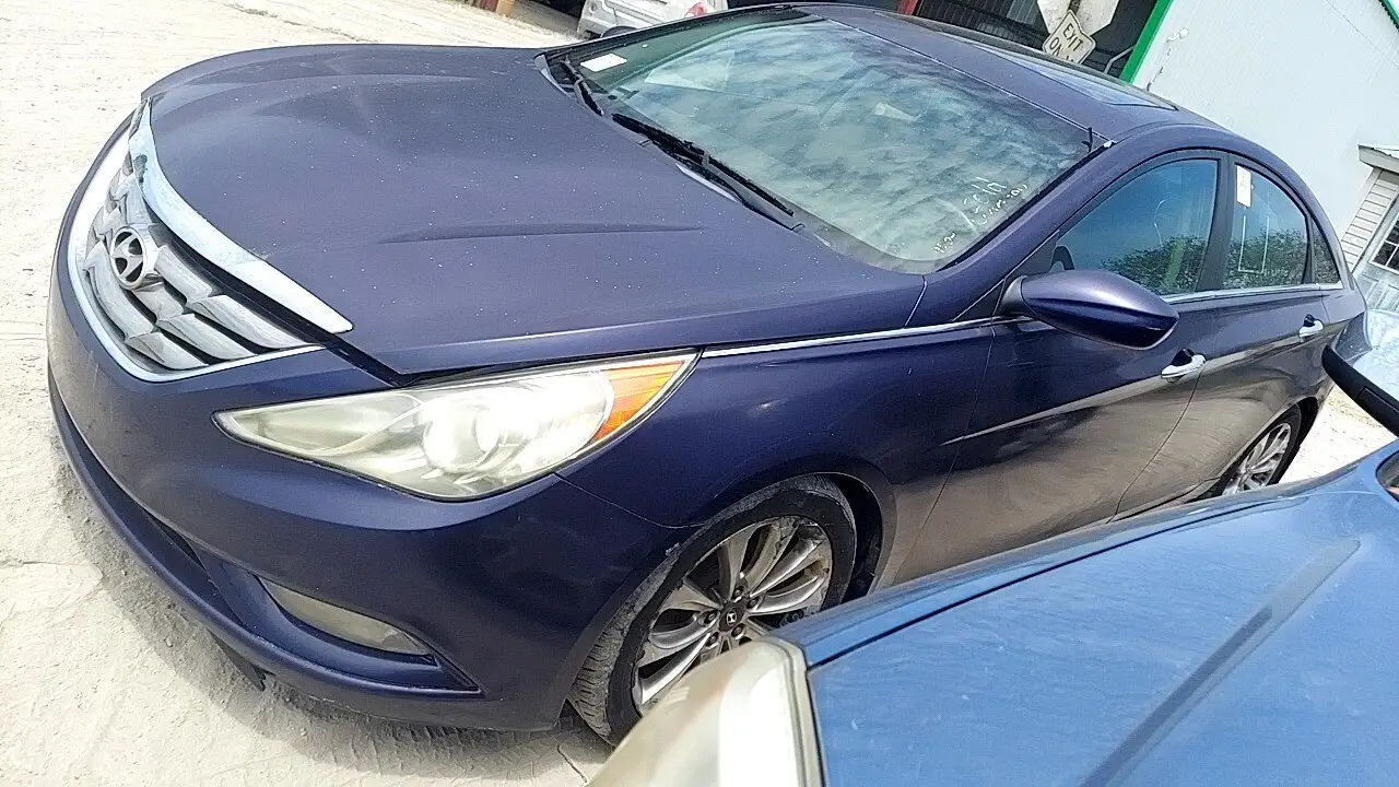 Photo of 2011 Hyundai Sonata