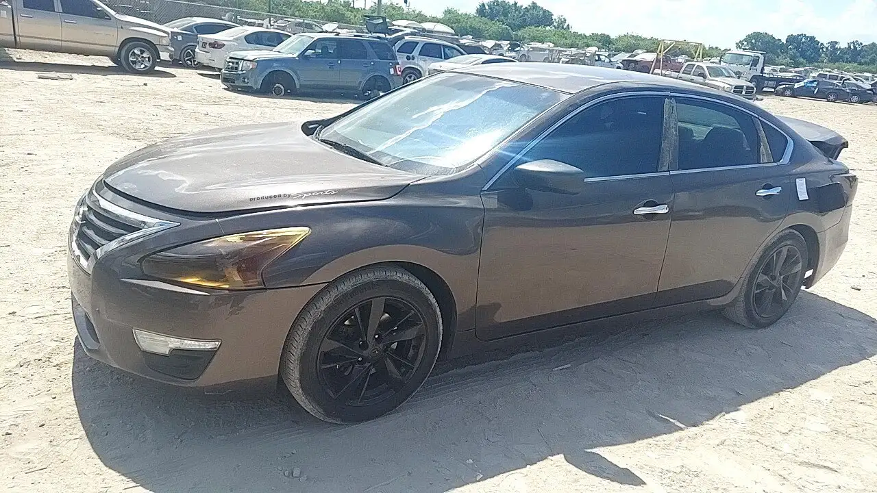 Photo of 2013 Nissan Altima